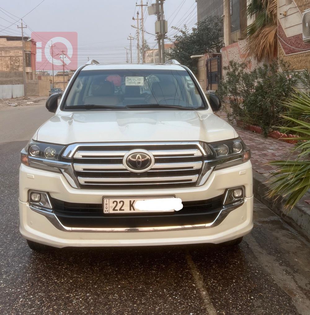 تويوتا لاندكروزر